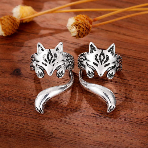 Huitan New Trendy Fox Shape Clip Earrings