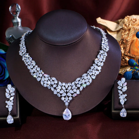 ThreeGraces Exquisite Sparkling Water Drop Cubic Zirconia Luxury Bridal Wedding Evening Party Jewelry Set for Brides T1064