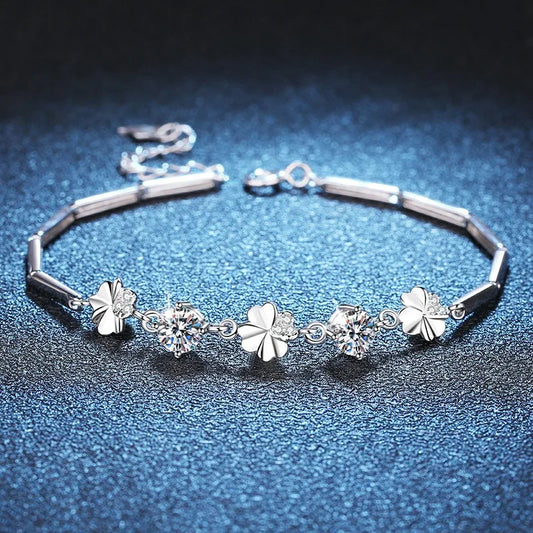1 Carat D Color Moissanite Clover Bracelet