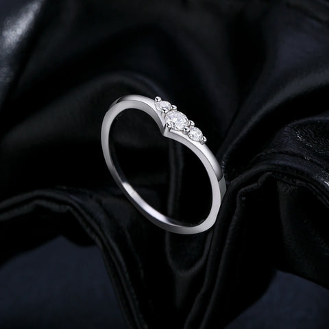 MODIAN Simple Eternity Moissanite Ring