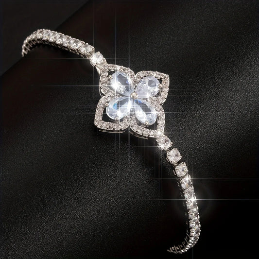 Advanced Flower Shaped Zircon Encrusted Bracelet