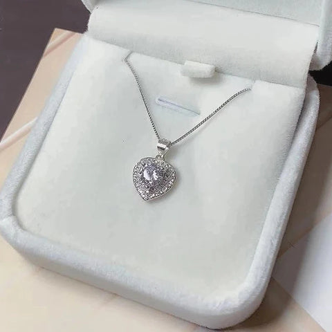 White Gold Plated D Color Moissanite Necklace Pendant for Daily Wear 1ct Round Moissanite Necklace Pendant