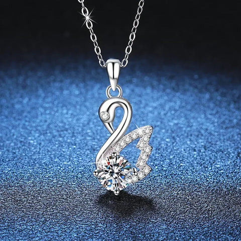 Pendant 1 Carat Moissanite Necklace