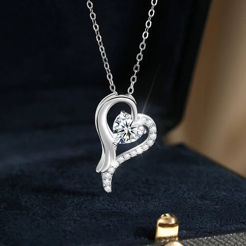 Love Wings Diamond Necklace Women s Pure Silver Fashion Light Luxury Heart Shaped Mozambique Stone Carat Pendant  Lucky Jewelry