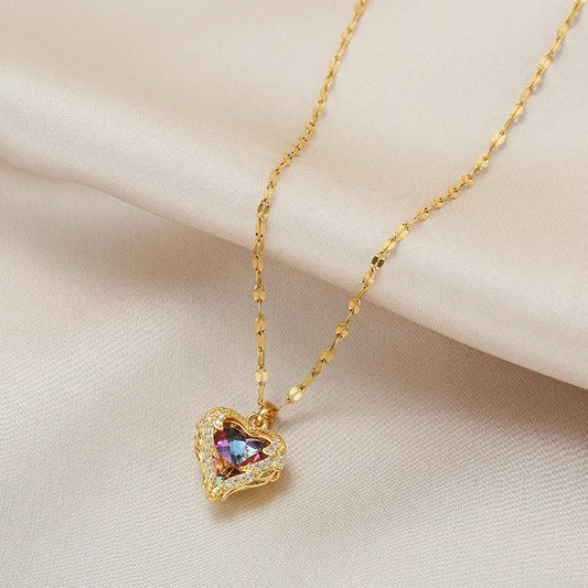 Top luxury colored crystal ocean heart-shaped pendant necklace, suitable for fashionable women's wedding necklaces