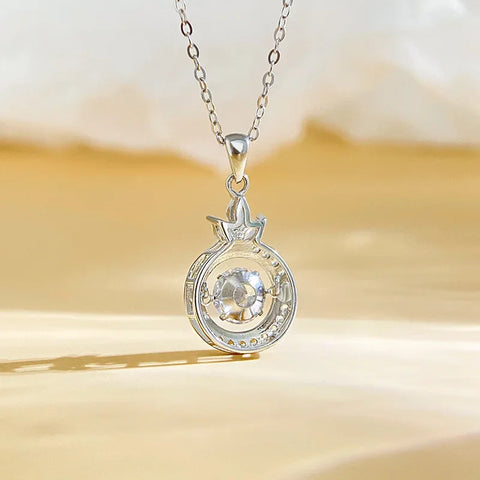 New Arrival Fashionable Ladies 925 Silver Pendant Necklace with Moissanite Lightweight Elegant Crown Clavicle Chain Jewelry