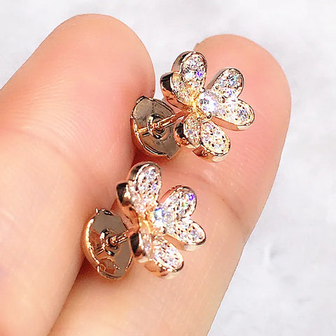 Huitan Fresh Style Flower Shape Stud Earrings
