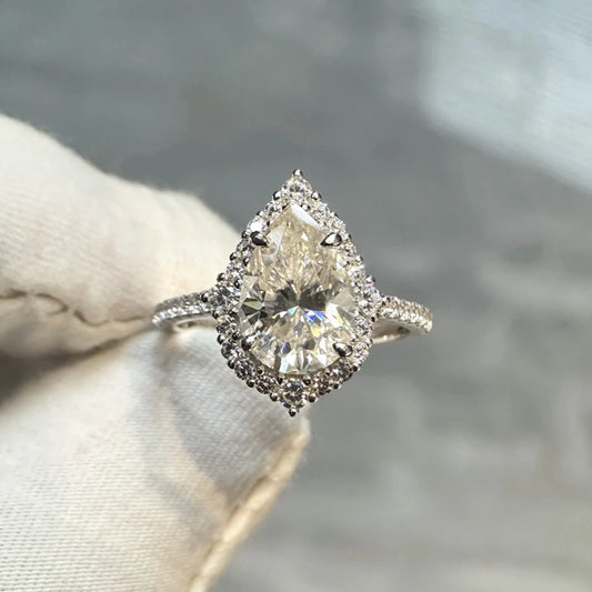 Vinregem 3EX VVS1 D Moissanite Diamond Ring