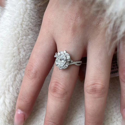 1 Carat D Color Oval Cut Moissanite Diamond Ring