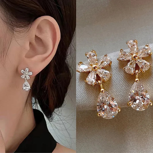 Light Luxury Zircon Stud Earrings