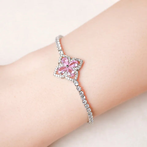 Advanced Flower Shaped Zircon Encrusted Bracelet