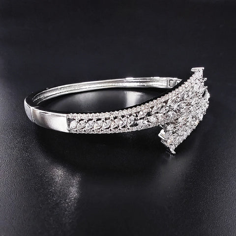 Luxury Carved  Bracelet
