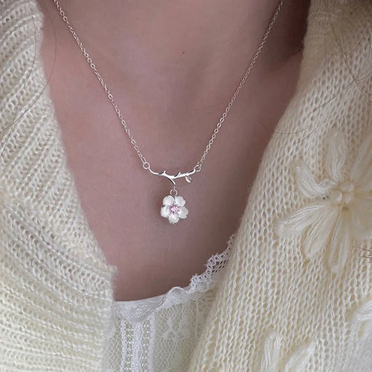 Cherry Blossom Pendant Necklaces for Women Clavicle Chains Necklace INS Popular Fashion Jewelry Wedding Party Birthday Gift