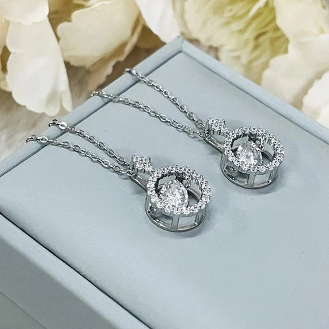 JoyceJelly 1CT Moissanite Diamond Necklace S925 Sterling Silver Beating Heart Pendant Clavicle Chain VVS D Color 3EX Cut Round