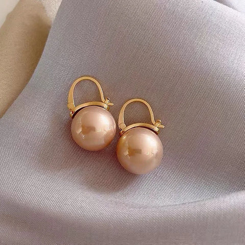 Shell Flower Pearl: Shell Flower Pearls.