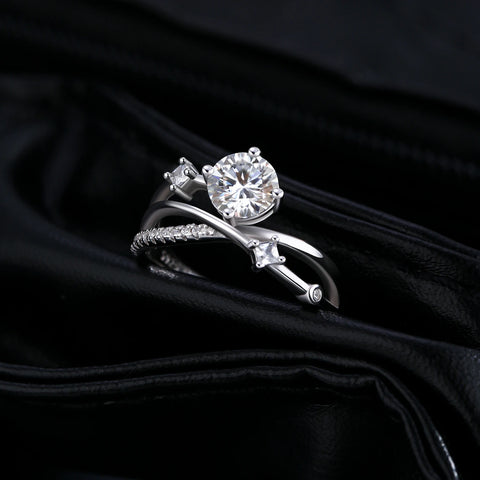 MODIAN 1CT VVS1 Clarity Moissanite Dazzling Ring