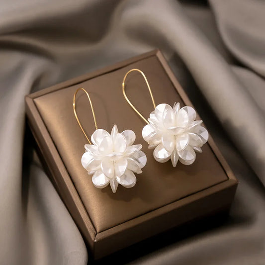 2PC Women's Fashion Trend DIY Pearl Petal Ball Earrings