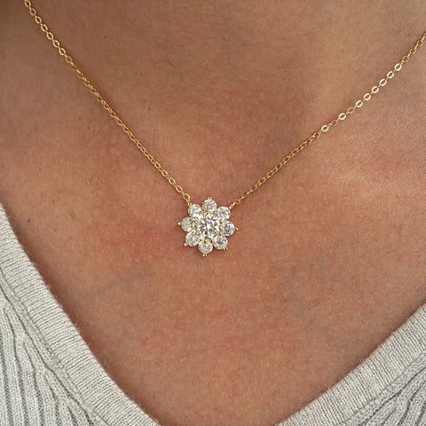 1Carat Sunflower Moissanite Pendant Necklace GRA Certified S925 Sterling Silver Plated Gold Neck Lace for Women Party Jewelry