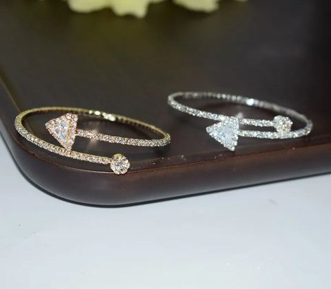 1 Row Triangular Zircon Rhinestone Open Bracelet