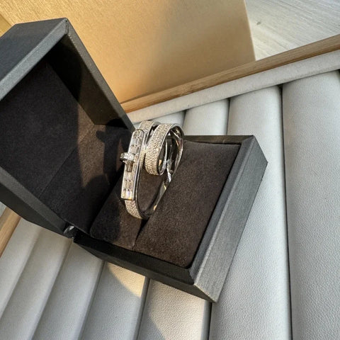 Bellux Unique Design 925 Silver Synthetic Zircon