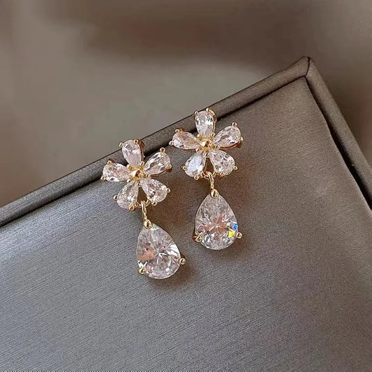 Luxury Fashion Water Drop Zircon Flower Stud Earrings