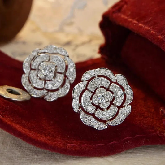 Huitan Graceful Flower Stud Earrings