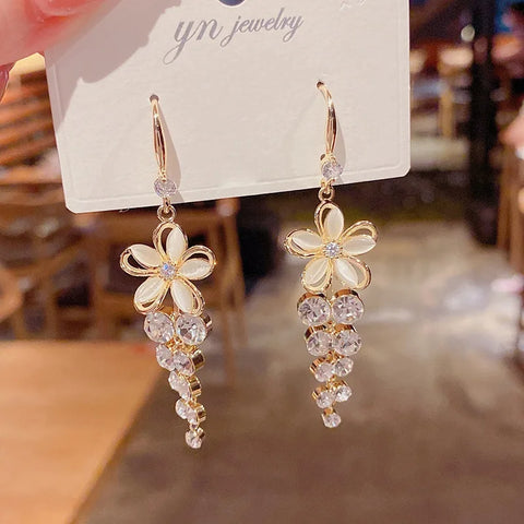 Light Luxury Snowflake Long Tassel Earrings