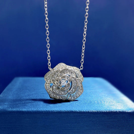 Classic Flower Moissanite Diamond Pendant