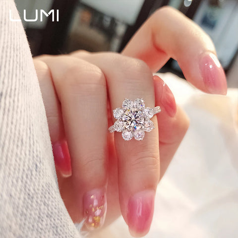 1-3CT VVS Snowflower Moissanite Engagement Ring