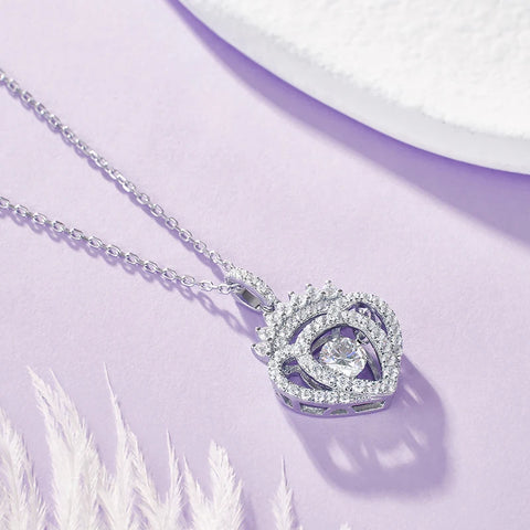 925 Sterling Silver Smart Heart Women's Necklace 0.5CT D Color VVS Moissanite Pendant Necklace Jump Gem fashion exquisite jewelr