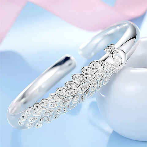 elegant Peacock opening screen bracelet