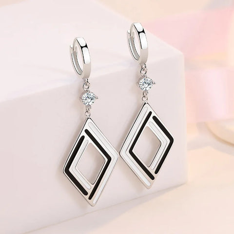 925 Sterling Silver Claws Stud Earrings
