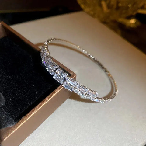 Zircon Bow Cuff Bracelet