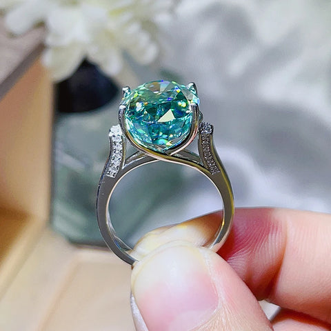 Serenity 5ct 10ct Oval Ice Cut Moissanite Rings