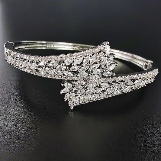Luxury Carved  Bracelet