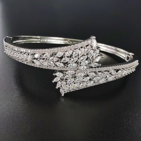 Luxury Carved  Bracelet