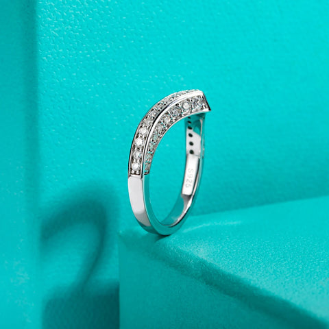 AnuJewel 2mm D Color Moissanite