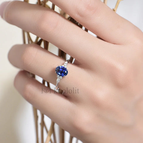 Kuololit Oval Lab-Grown Sapphire Moissanite Ring