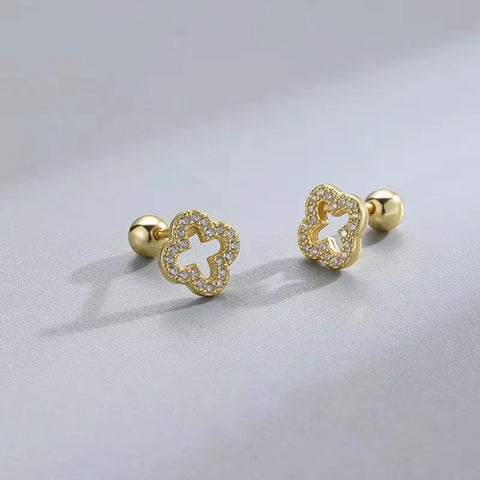 New Fashion Heart Stud Earrings