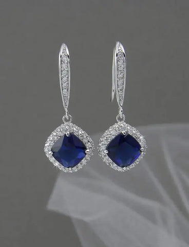 Exquisite Fashion Silver Color Inlaid White Zircon Dangle Earring