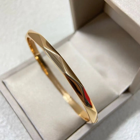 Asymmetric Inlaid Zircon Women's Bracelet