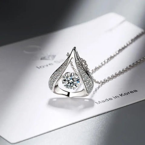 Moissanite Smart Water Drop Pendant Necklace