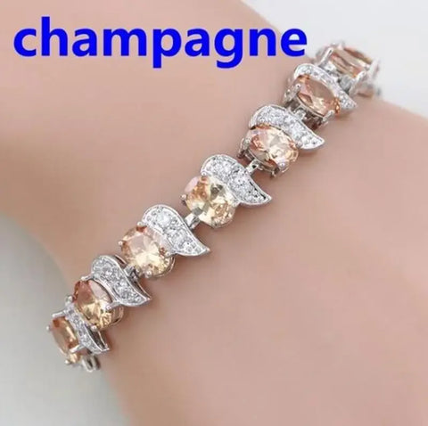 Graceful Green Crystal Leaf Bracelet